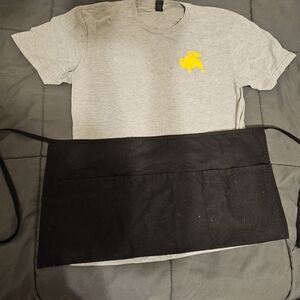 Buffalo Wild Wings tshirt and apron set